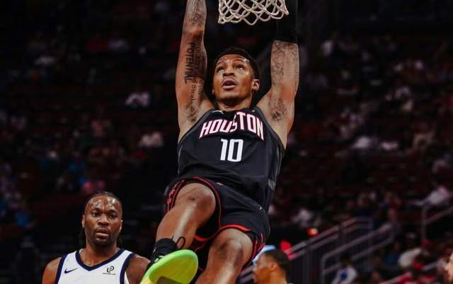 开云-4场没进三分，火箭锋线不值得续约 谢泼德12次出手9分 只能当替补